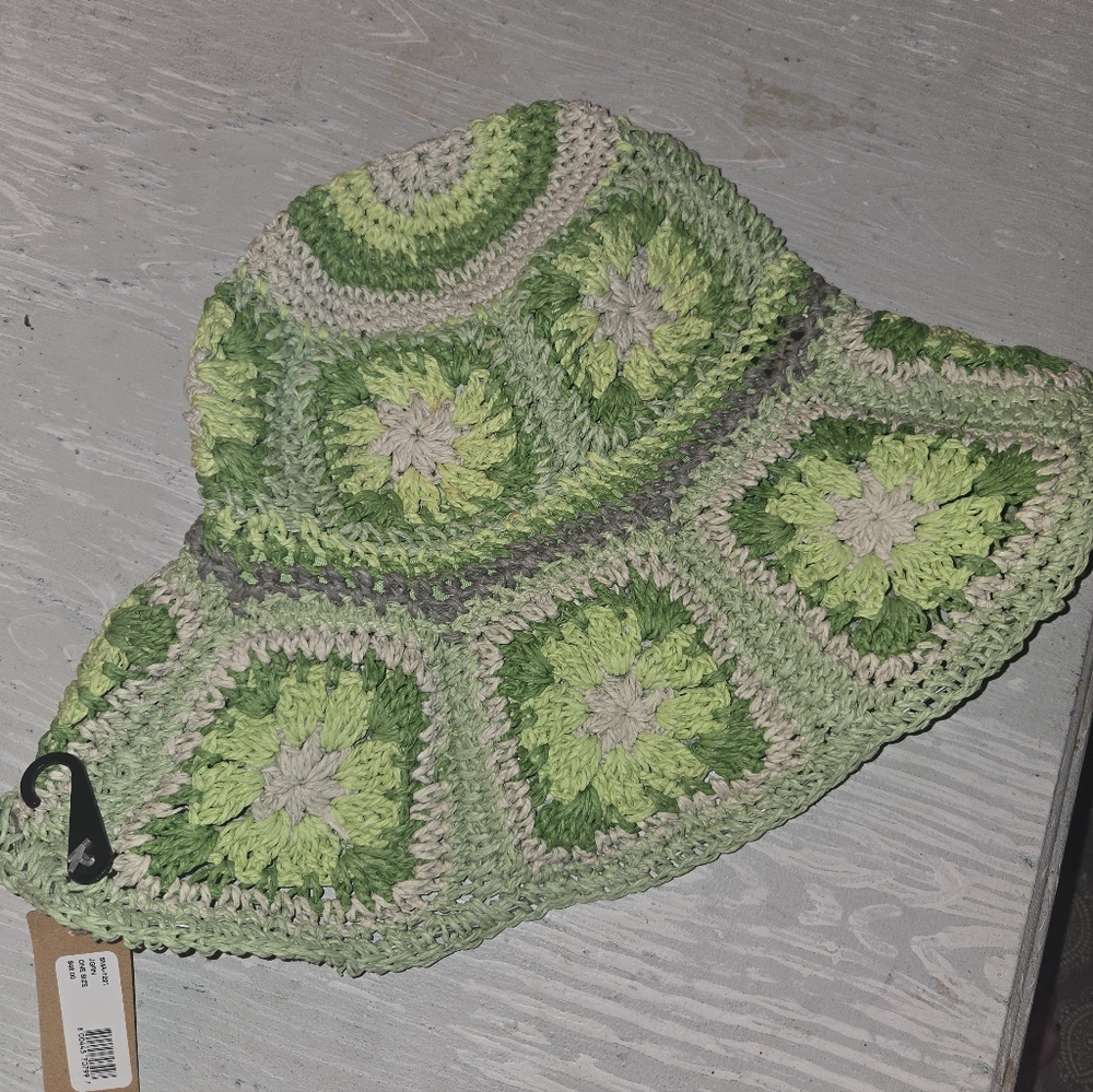Steve Madden Green Crocheted Paper Yarn Scalloped Brim Bucket Hat OS New
